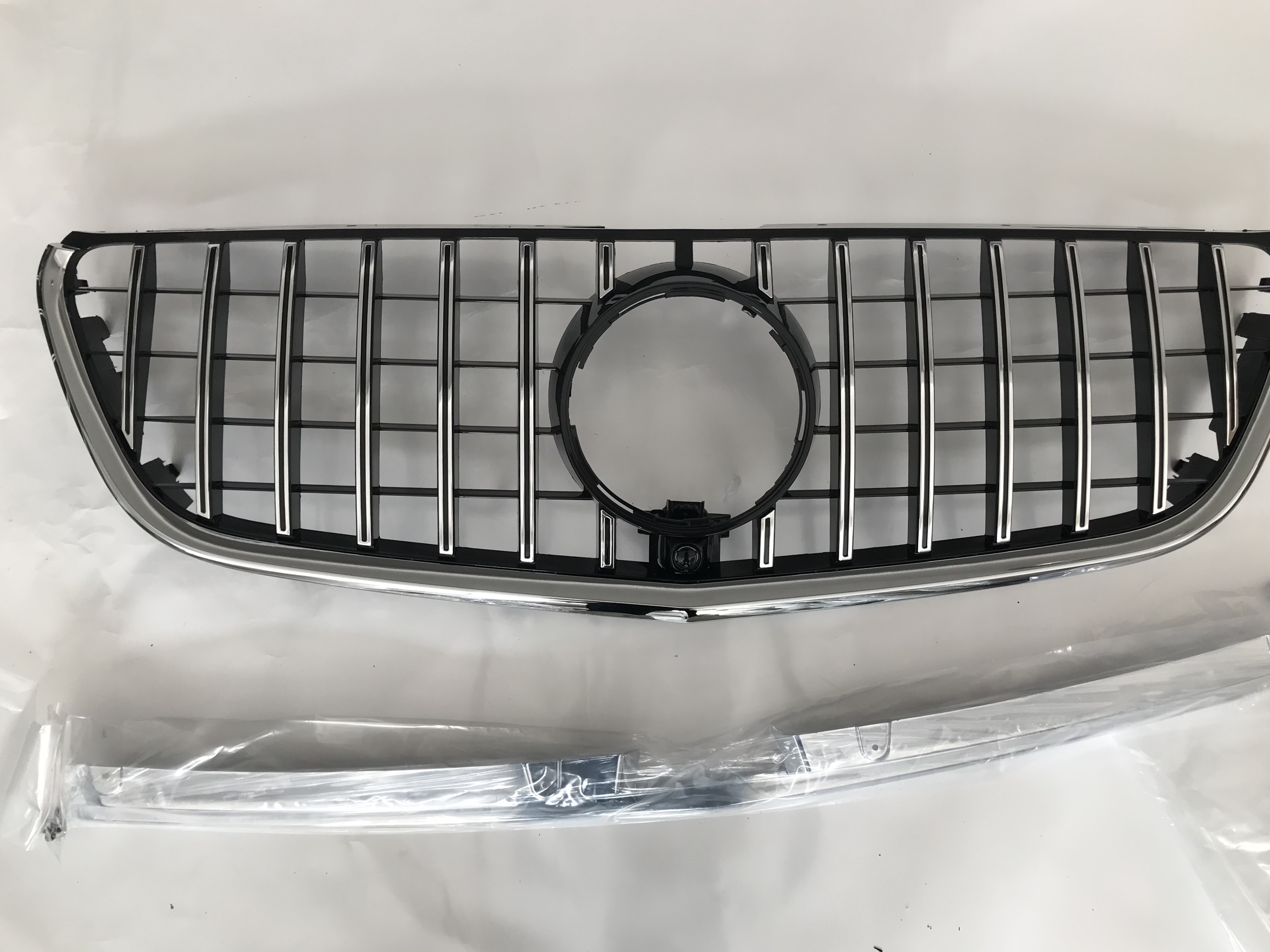 VITO GTR SIL STYLE GRILLE FOR MERCEDES BEN